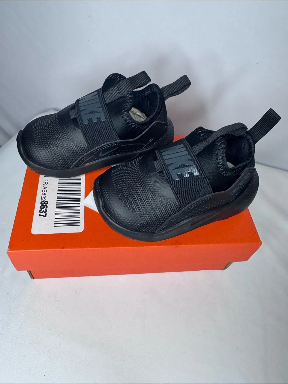 Nike Kids' Black Slip-On Athletic Shoes 4C